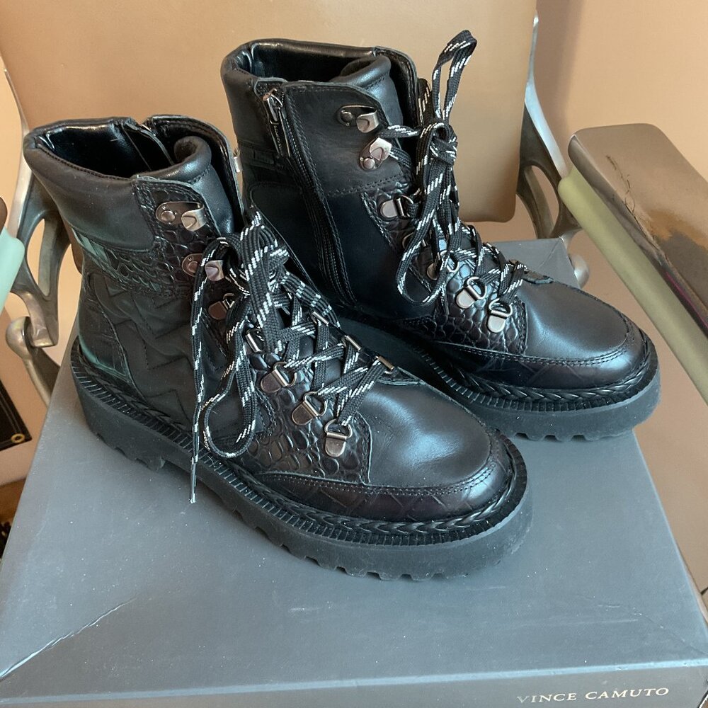 Like New Vince Camuto Boots